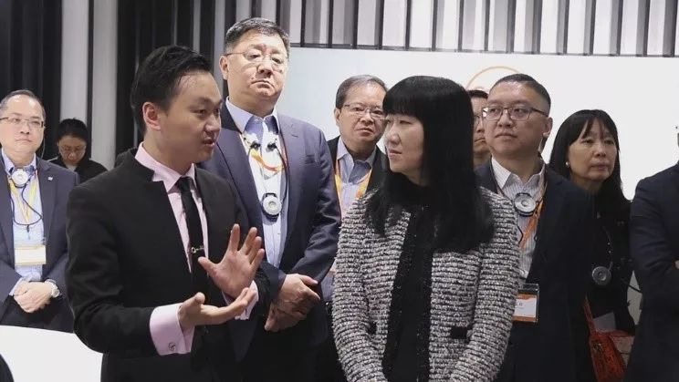 香港贸易发展局总裁方舜文率香港经贸代表团 考察阿尔刚雷科技